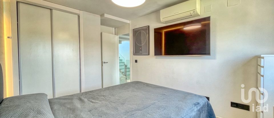 Gîte 4 chambres de 165 m² à Dénia (03700)