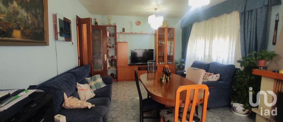 Gîte 5 chambres de 220 m² à El Vendrell (43700)