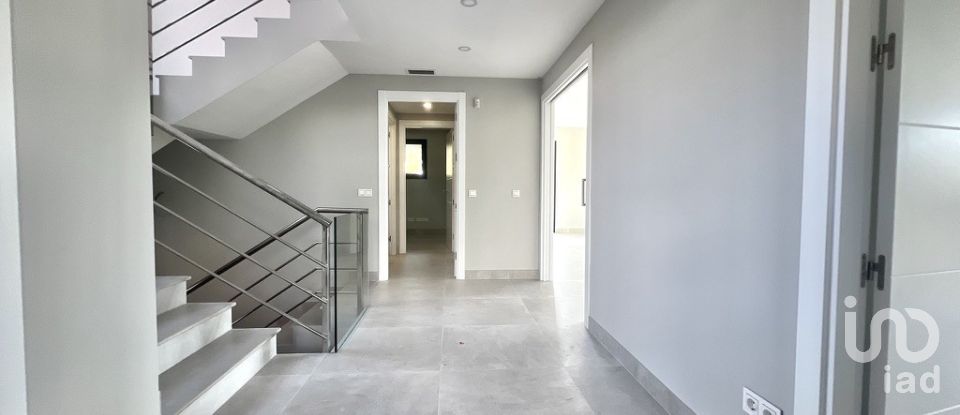 Casa 5 habitacions de 464 m² a Sant Andreu de Llavaneres (08392)