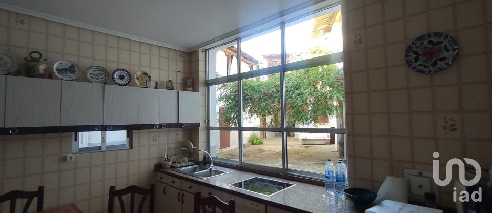 Town house 5 bedrooms of 648 m² in Villares de Órbigo (24288)