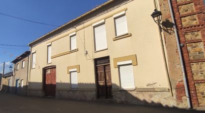 Town house 5 bedrooms of 648 m² in Villares de Órbigo (24288)