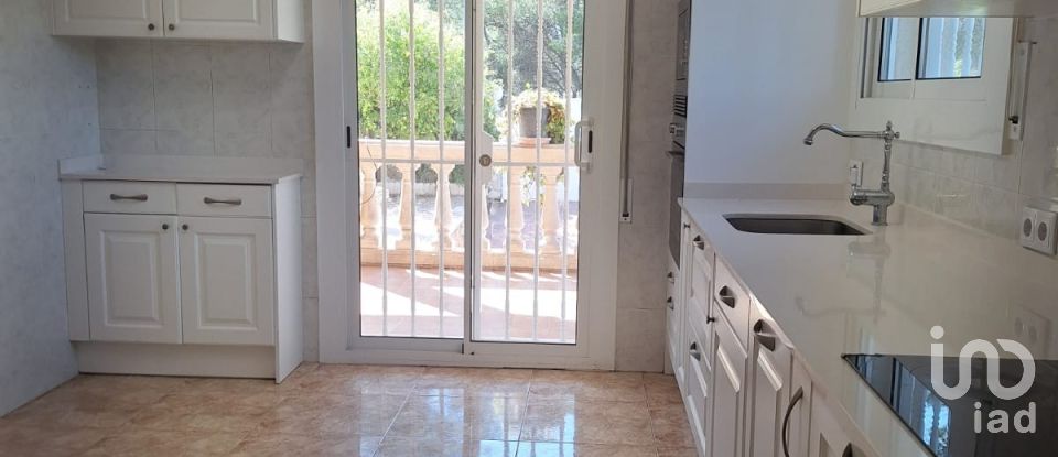 Maison 3 chambres de 150 m² à El Vendrell (43700)