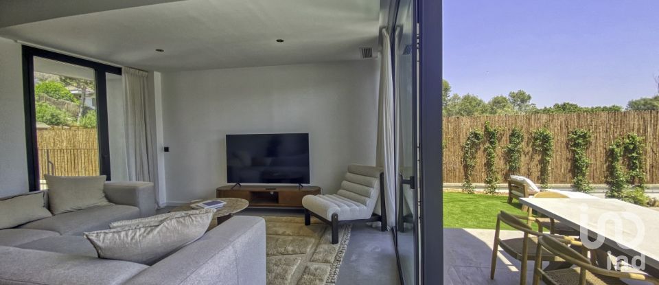 Lodge 5 bedrooms of 372 m² in Bellaterra (08193)