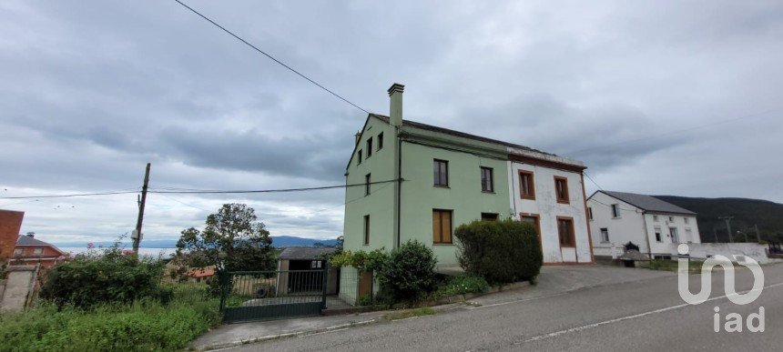 Gîte 4 chambres de 221 m² à Foz (27780)