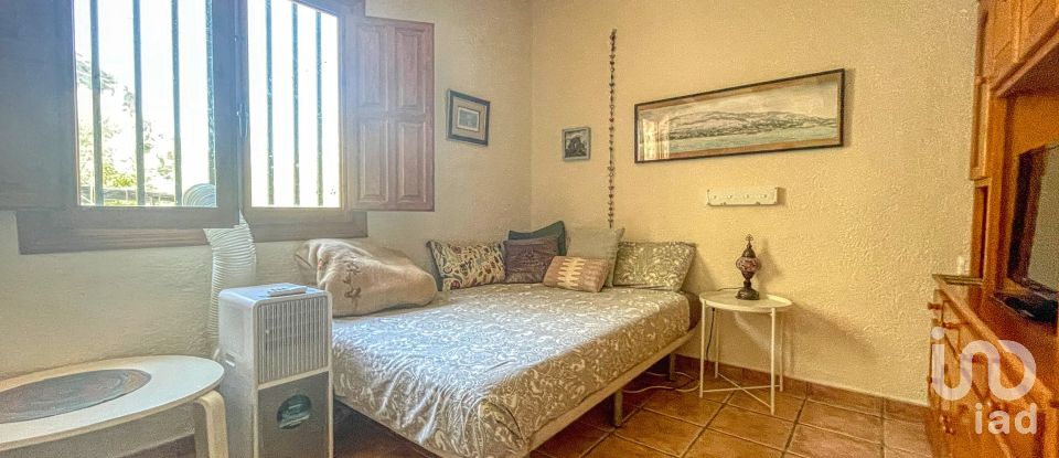 Country house 1 bedroom of 77 m² in Nucleo Benirrama (03788)