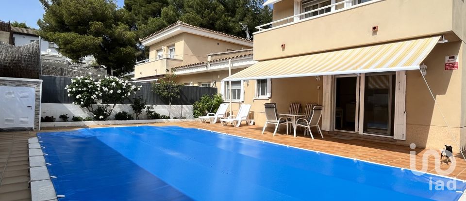 Lodge 4 bedrooms of 200 m² in Segur de Calafell (43882)