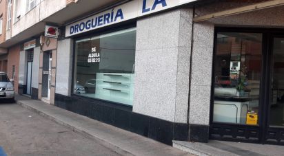 Shop / premises commercial of 276 m² in La Bañeza (24750)