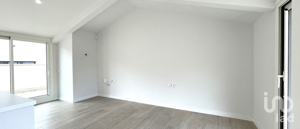 Pis 3 habitacions de 121 m² a Sabadell (08201)