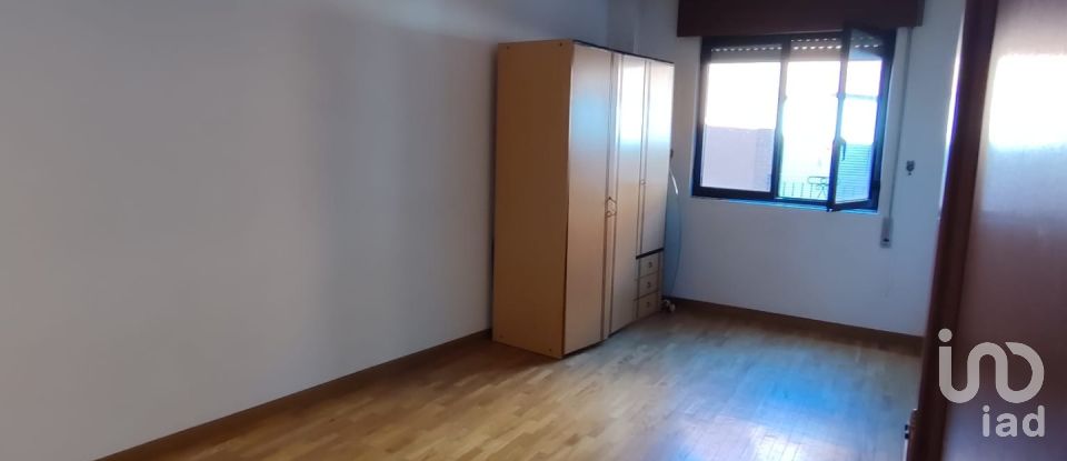 Appartement 2 chambres de 81 m² à Astorga (24700)