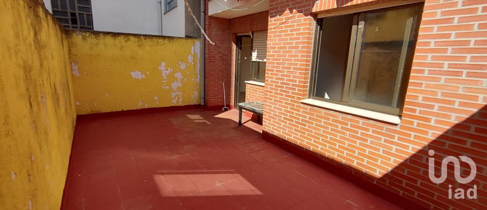 Appartement 2 chambres de 81 m² à Astorga (24700)