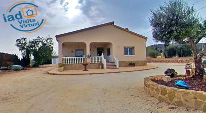 Cottage 3 bedrooms of 160 m² in Algueña (03668)