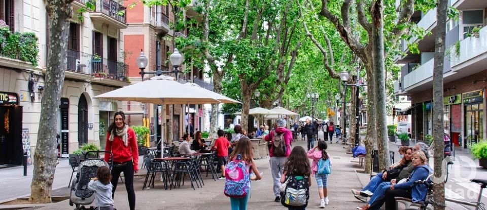 Pis 1 habitació de 42 m² a Barcelona (08005)