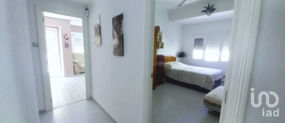 Apartment 4 bedrooms of 94 m² in Alicante/Alacant (03001)