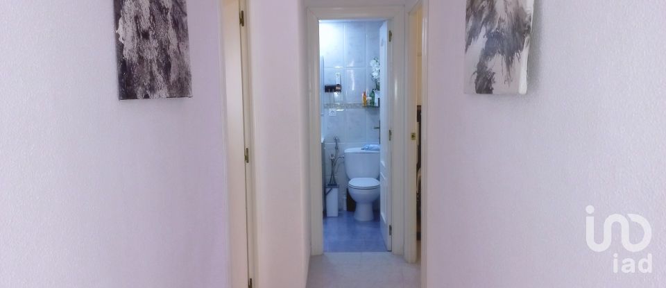 Pis 4 habitacions de 94 m² a Alicante/Alacant (03001)