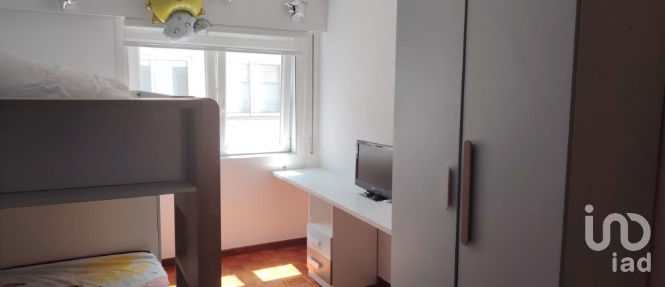 Pis 2 habitacions de 90 m² a A Coruña (15009)