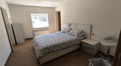 Lodge 2 bedrooms of 200 m² in Santa Cristina de Valmadrigal (24290)