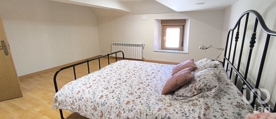 Gîte 2 chambres de 200 m² à Santa Cristina de Valmadrigal (24290)