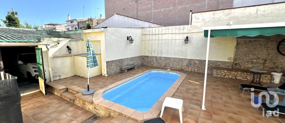 Village house 6 bedrooms of 560 m² in Pineda de Mar (08397)