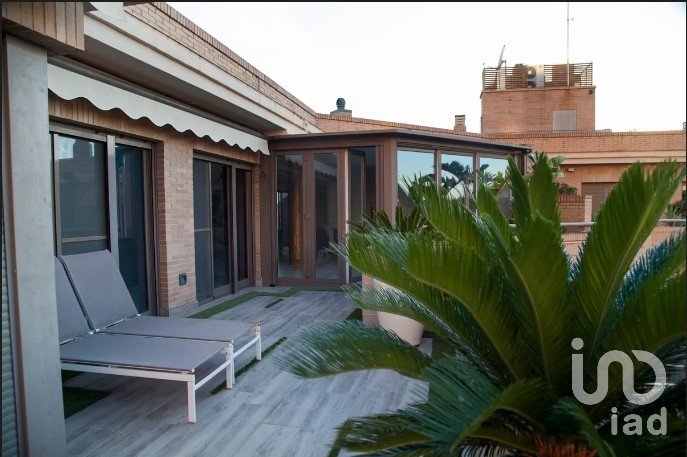 Land 4 bedrooms of 320 m² in Valencia (46015)