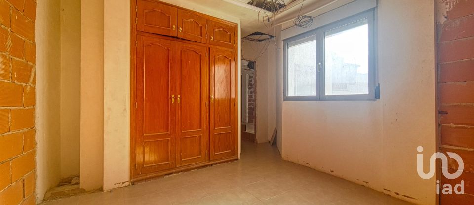 Gîte 4 chambres de 263 m² à Pego (03780)