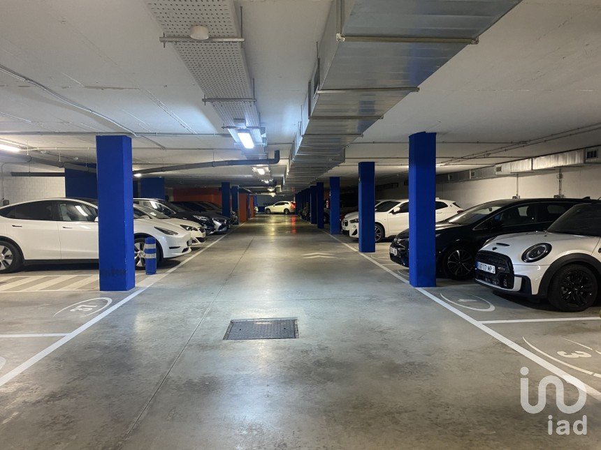 Parking of 5 m² in Sant Cugat del Vallès (08195)