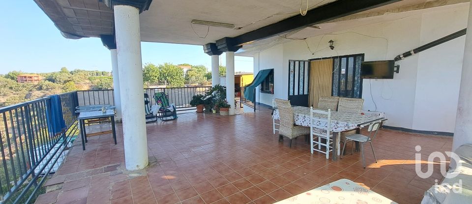 Cottage 8 bedrooms of 627 m² in Onda (12200)