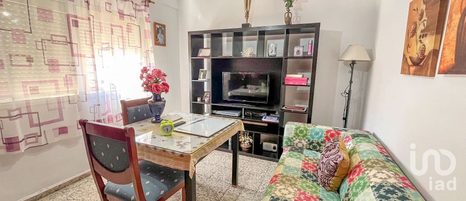 Pis 3 habitacions de 94 m² a Huelva (21007)