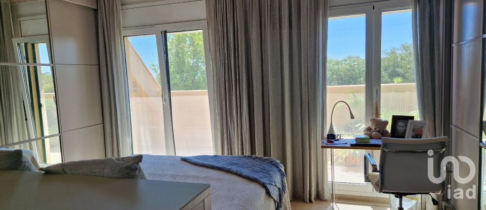 Gîte 3 chambres de 233 m² à Sitges (08870)