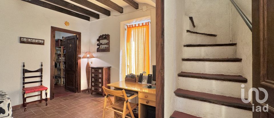 Town house 3 bedrooms of 129 m² in Biure (17723)