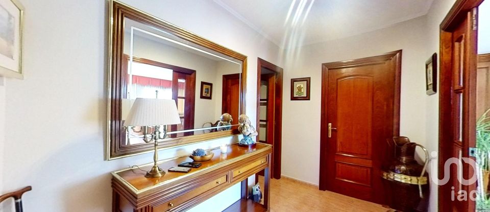 Duplex 4 bedrooms of 150 m² in Cubelles (08880)