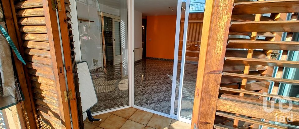 Pis 3 habitacions de 100 m² a Canet de Mar (08360)