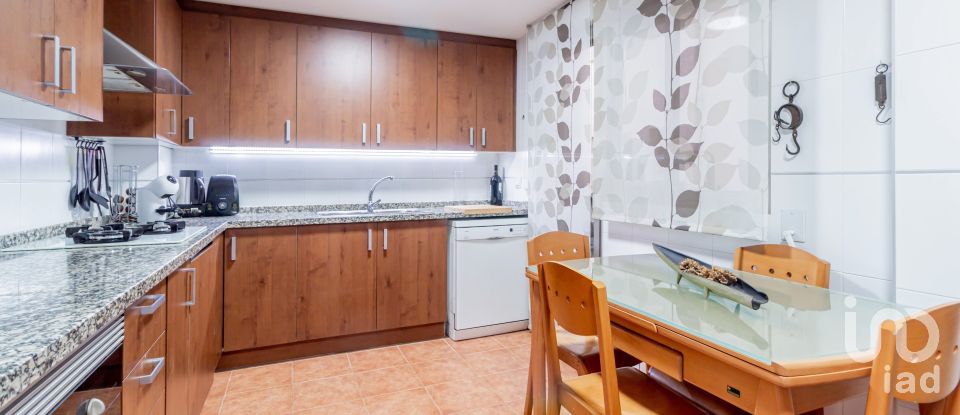 Pis 3 habitacions de 106 m² a Alcoi/Alcoy (03801)