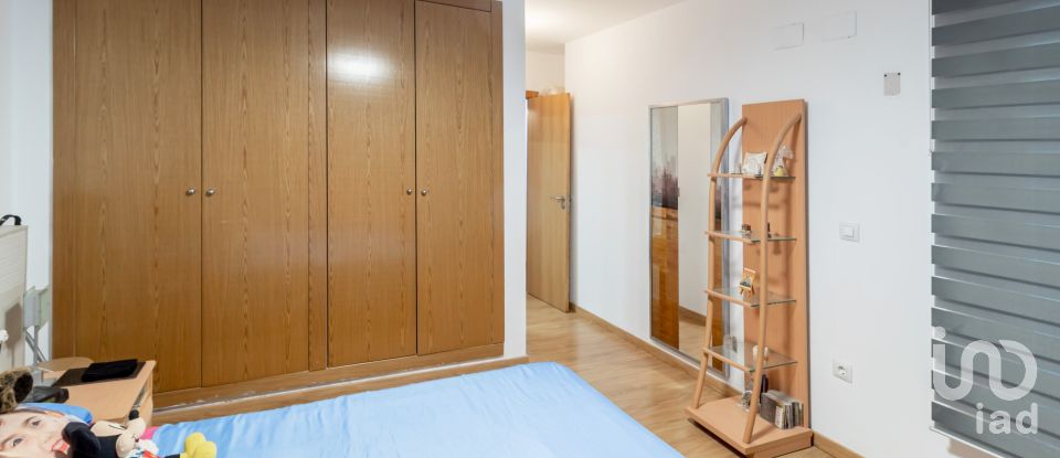 Pis 3 habitacions de 106 m² a Alcoi/Alcoy (03801)