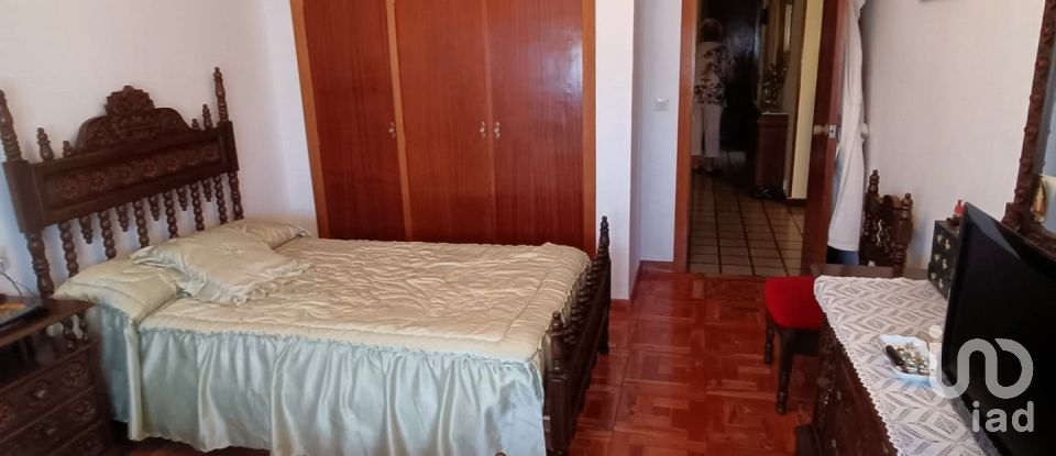 Pis 2 habitacions de 80 m² a Sahagún (24320)