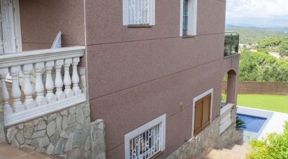 Cottage 4 bedrooms of 234 m² in Lloret de Mar (17310)