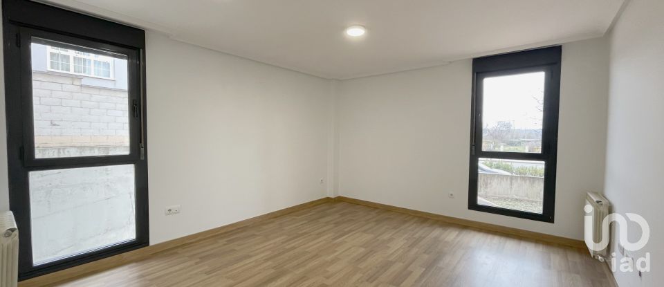 Pis 2 habitacions de 61 m² a Villaquilambre (24193)