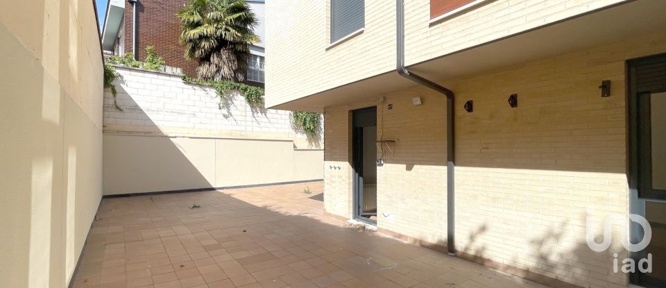 Pis 2 habitacions de 61 m² a Villaquilambre (24193)