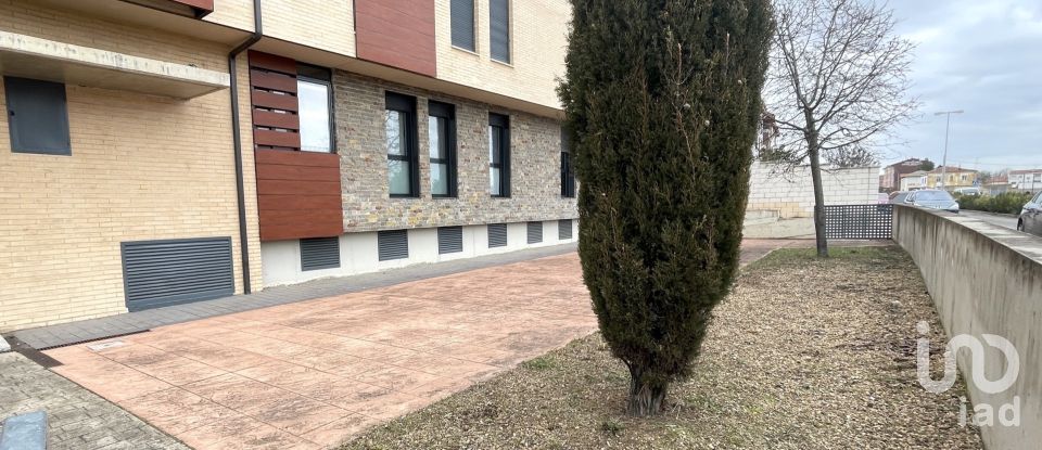 Pis 2 habitacions de 61 m² a Villaquilambre (24193)