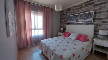 Pis 1 habitació de 50 m² a Cádiz (11008)