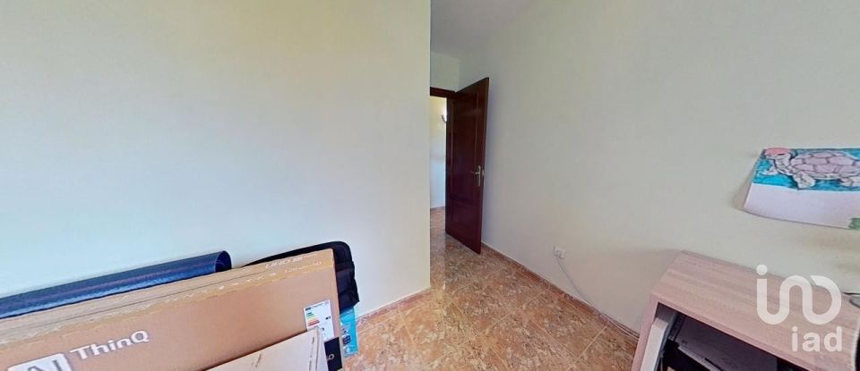 Pis 4 habitacions de 90 m² a Valls (43800)