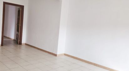 Pis 4 habitacions de 81 m² a Viladecans (08840)