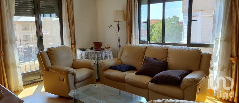 Apartment 3 bedrooms of 99 m² in Veguellina de Orbigo (24350)