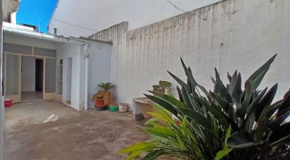 Casa 4 habitacions de 169 m² a Pego (03780)