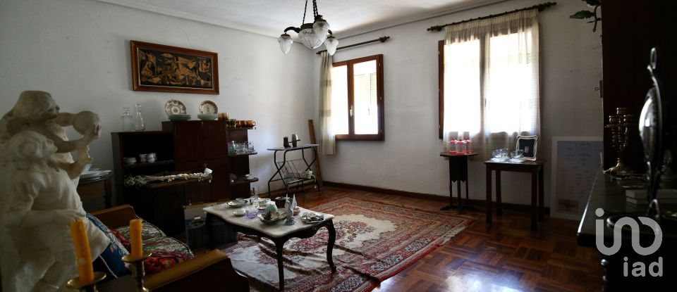 Apartment 4 bedrooms of 154 m² in Burgos (09003)