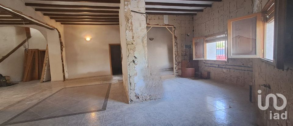 Village house 7 bedrooms of 492 m² in Nucleo Beniali (03788)