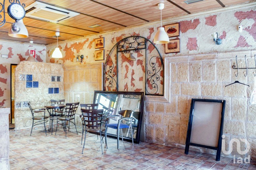 Bar of 147 m² in Dolores (03150)