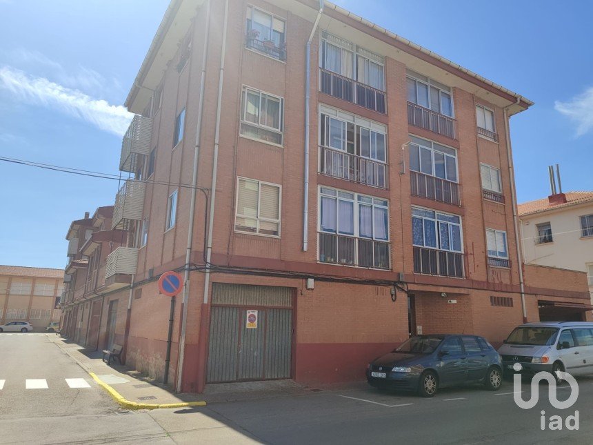 Apartment 3 bedrooms of 106 m² in Astorga (24700)