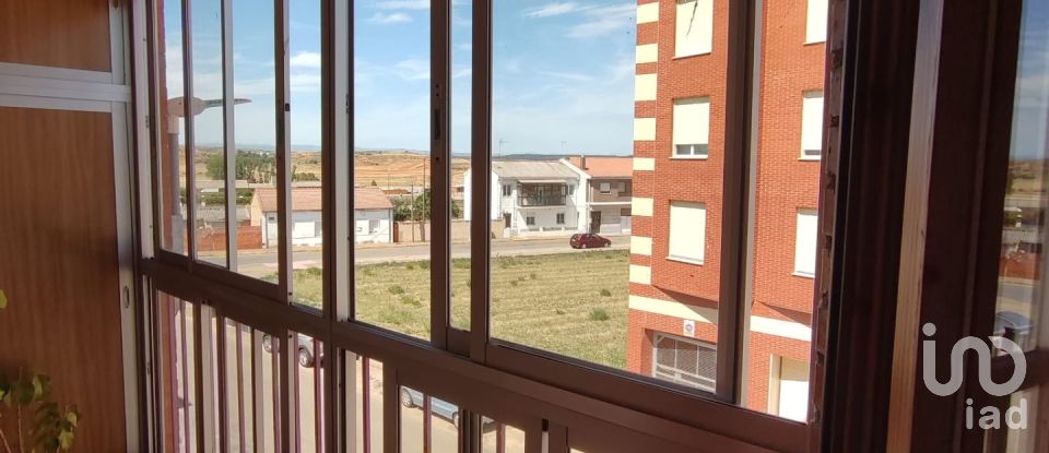 Appartement 3 chambres de 106 m² à Astorga (24700)