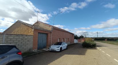 Casa 3 habitaciones de 350 m² en Villalebrin (24326)