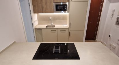 Pis 3 habitacions de 79 m² a Cornella de Llobregat (08940)